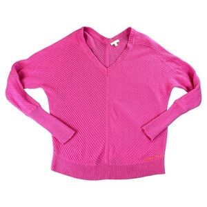 Lisa Todd Womenโs Long Sleeve V-Neck Wool/Cashmere Sweater In Pink Size XS